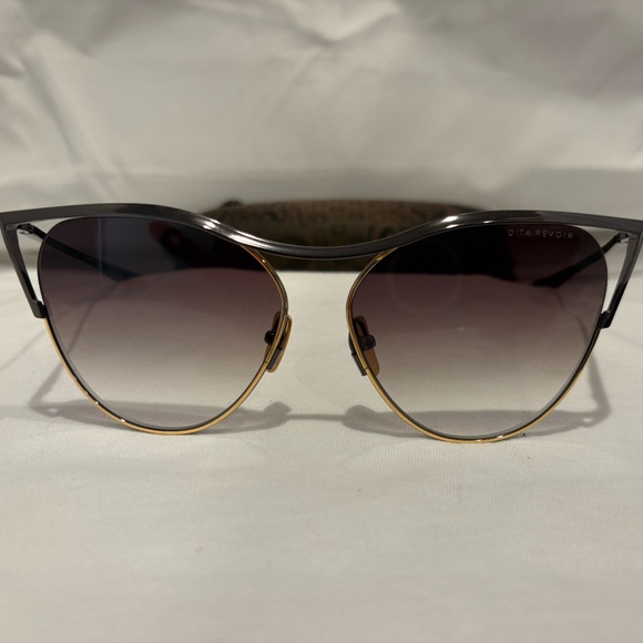 NEW! DITA REVOIR DTS509-03-BLK-GLD BLACK/YELLOW GOLD W/ GREY GRADIENT LENS - Picture 1 of 8
